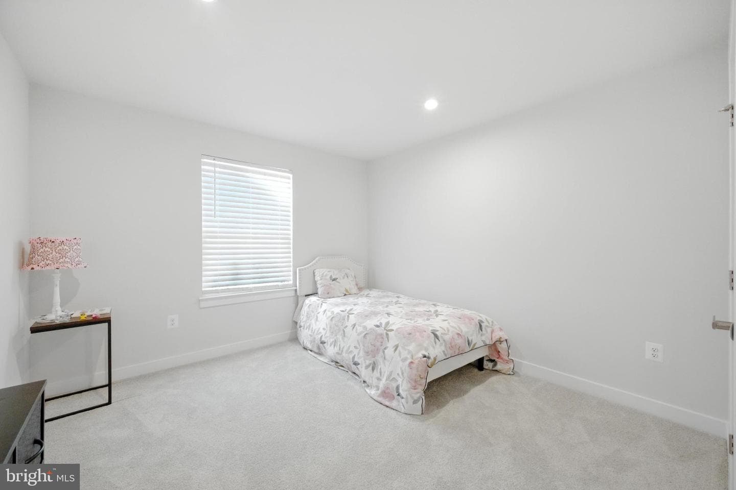 15513 Twin River Circle photo 20