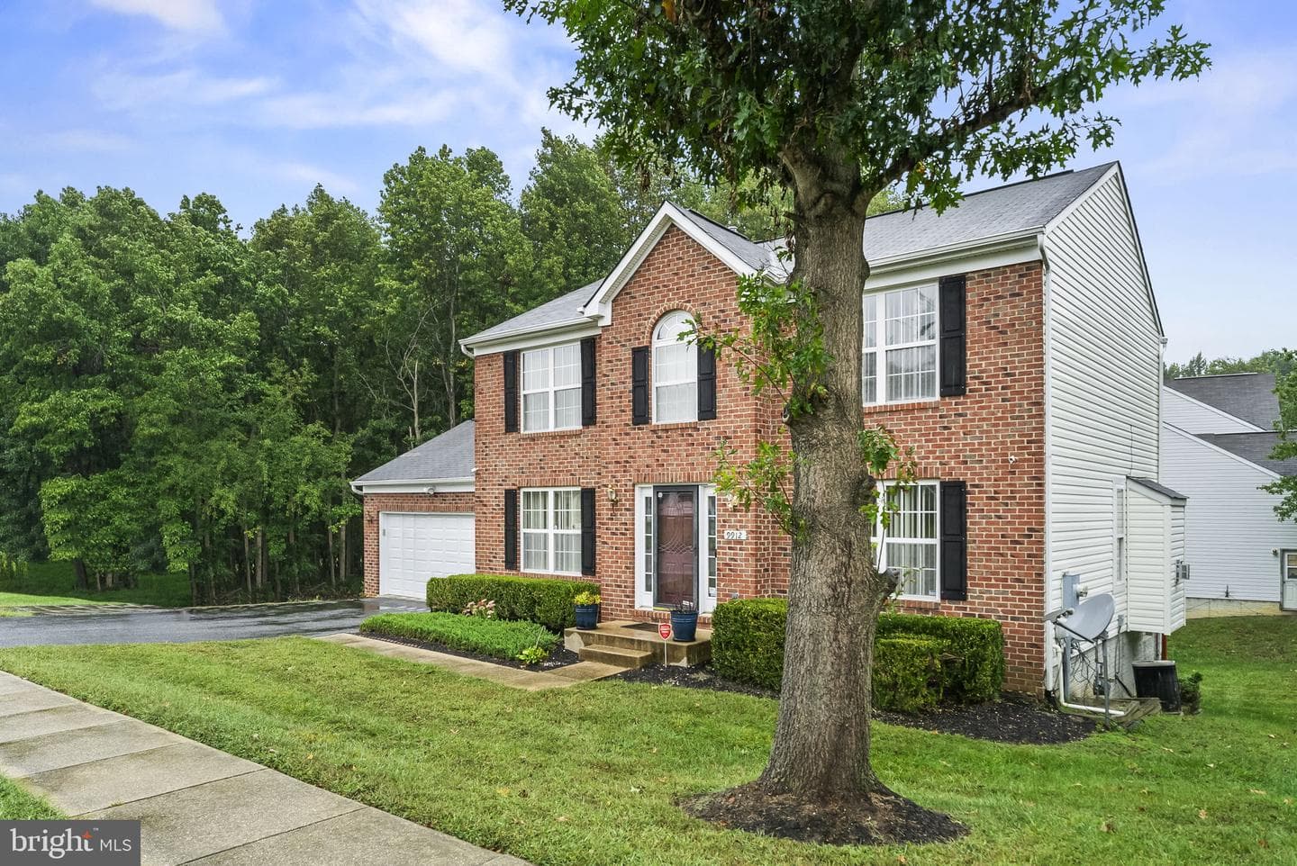 9912 Graystone Drive photo 2