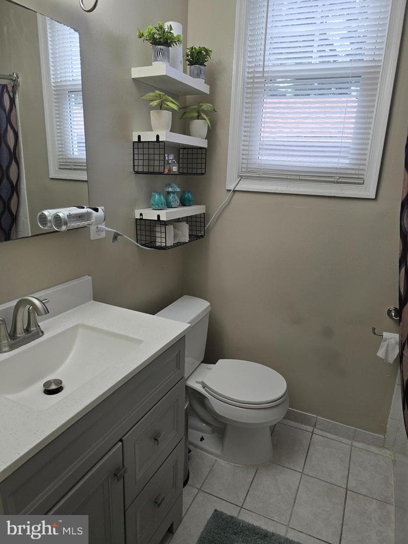 909 Cypresstree Place photo 12