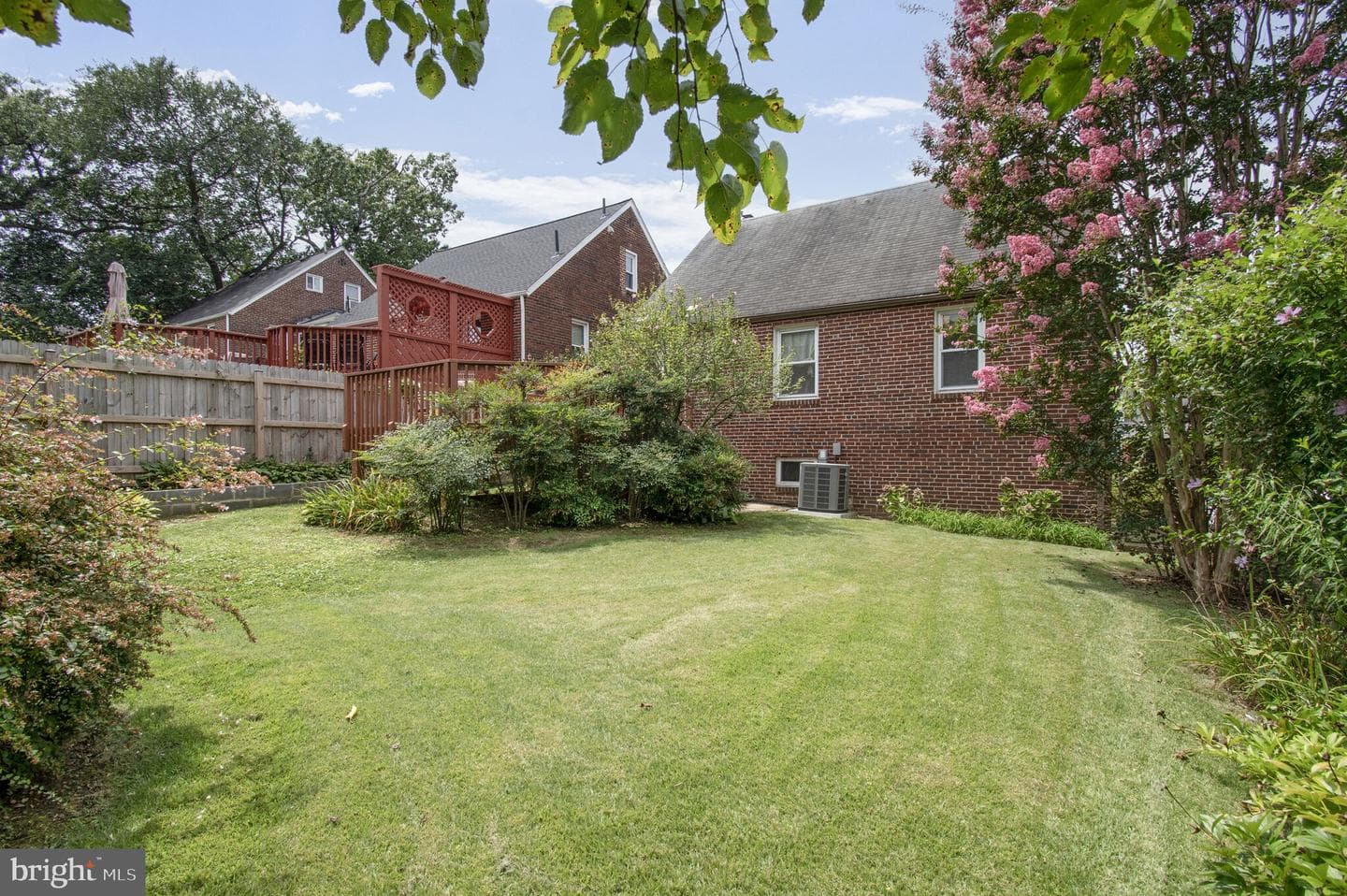6113 43rd Street photo 23
