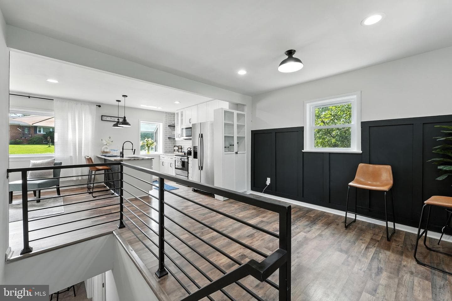 6305 Middleton Lane photo 17