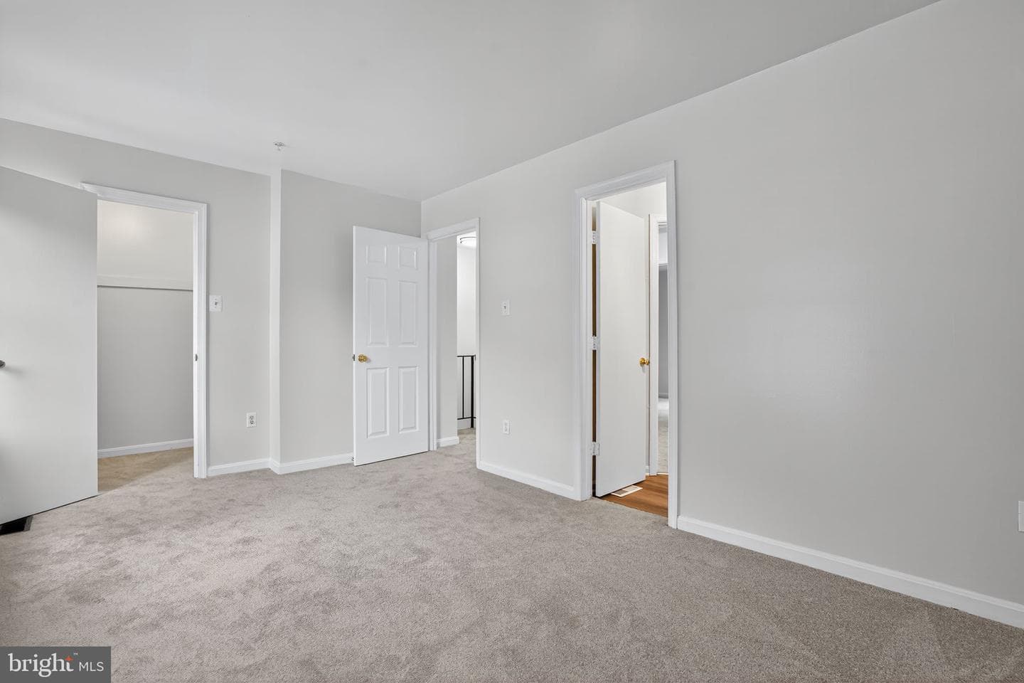 5707 Falkland Place photo 24