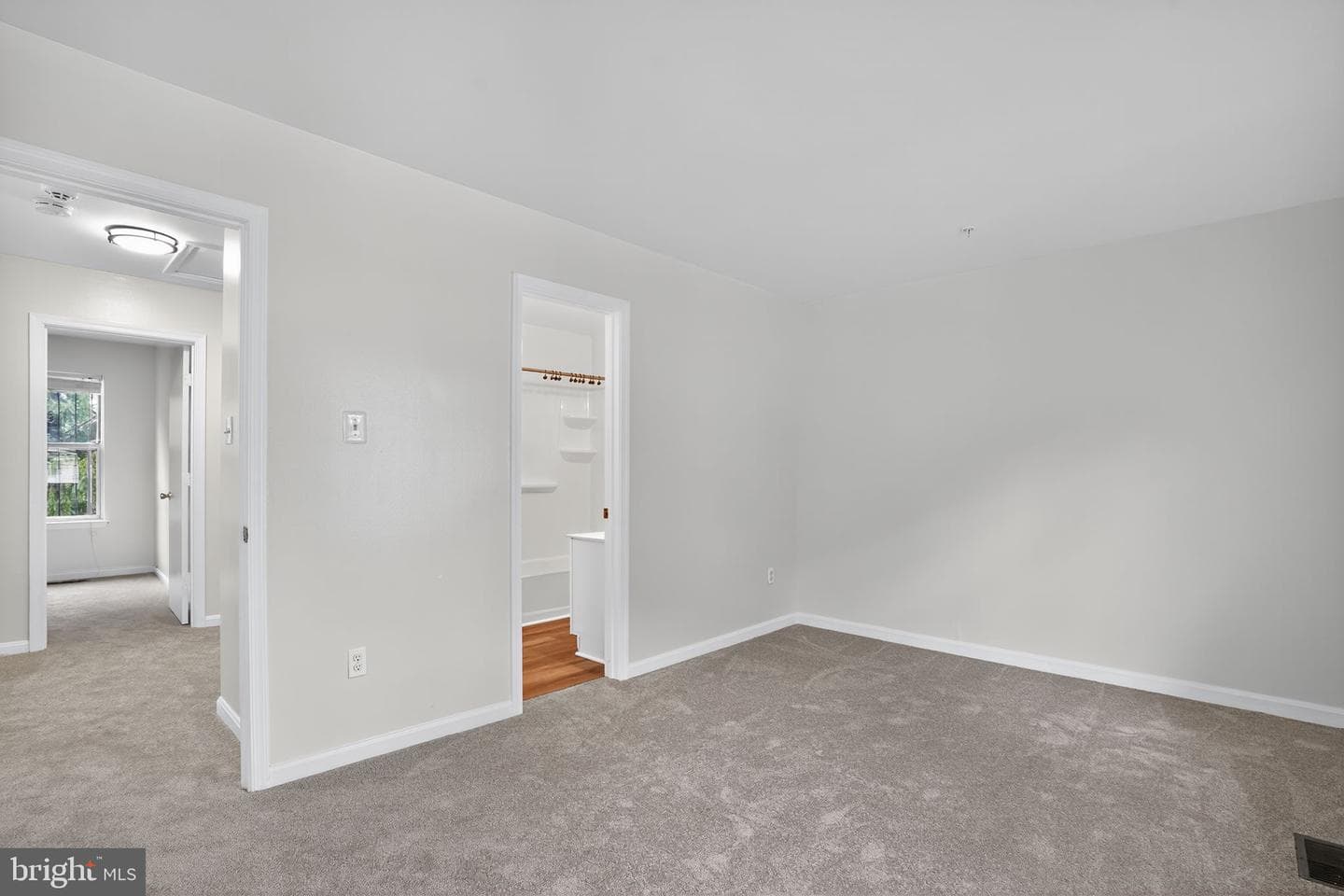 5707 Falkland Place photo 25
