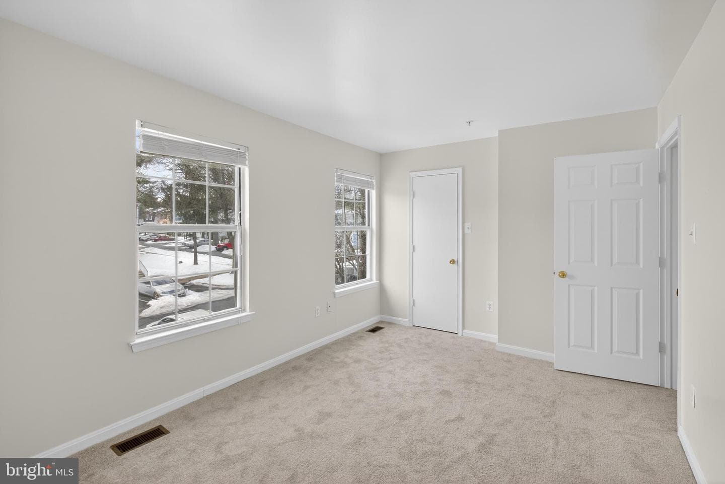 5707 Falkland Place photo 31