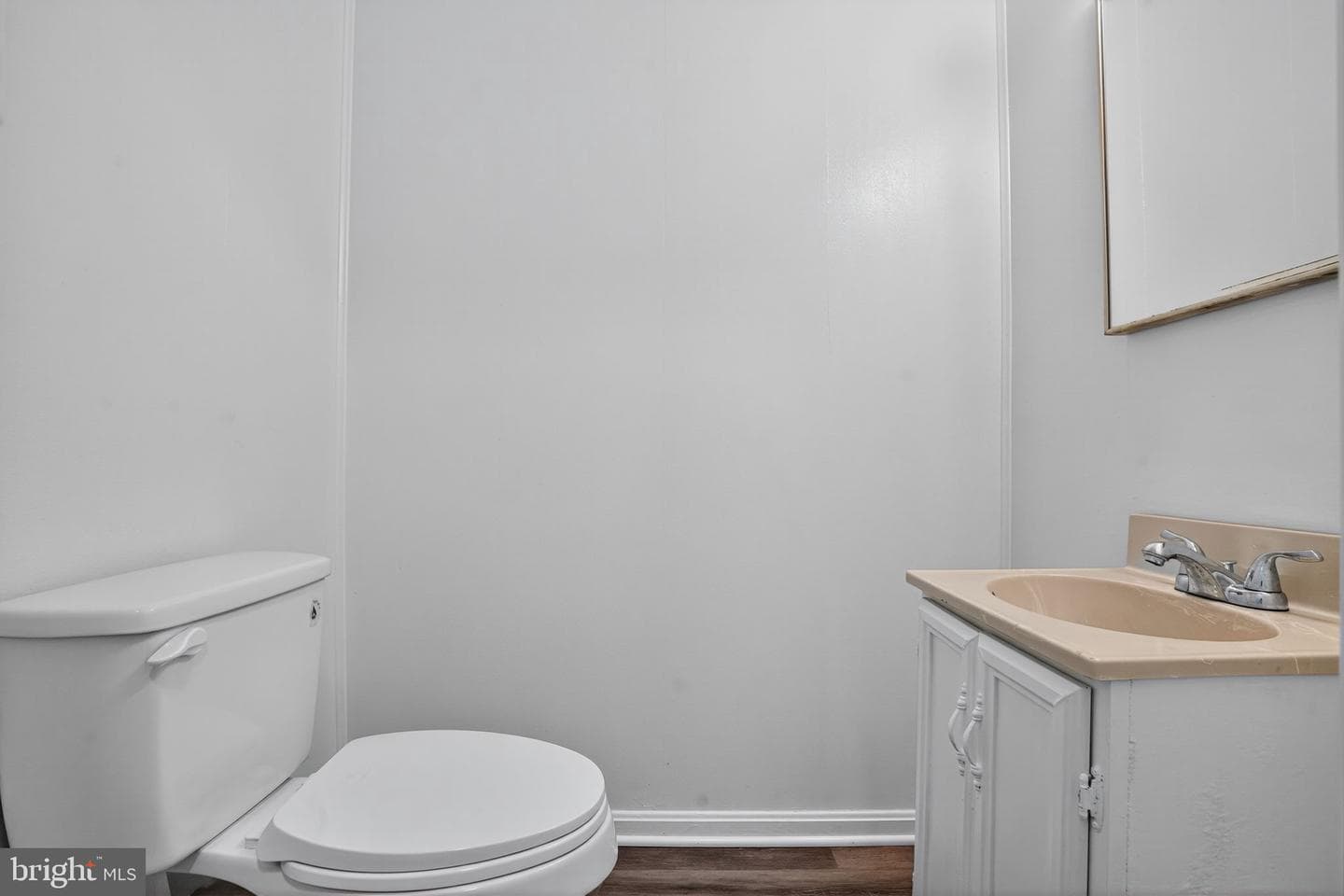 5707 Falkland Place photo 35