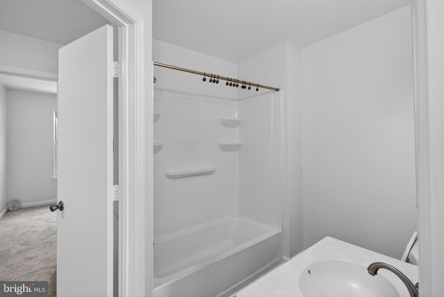 5707 Falkland Place photo 38