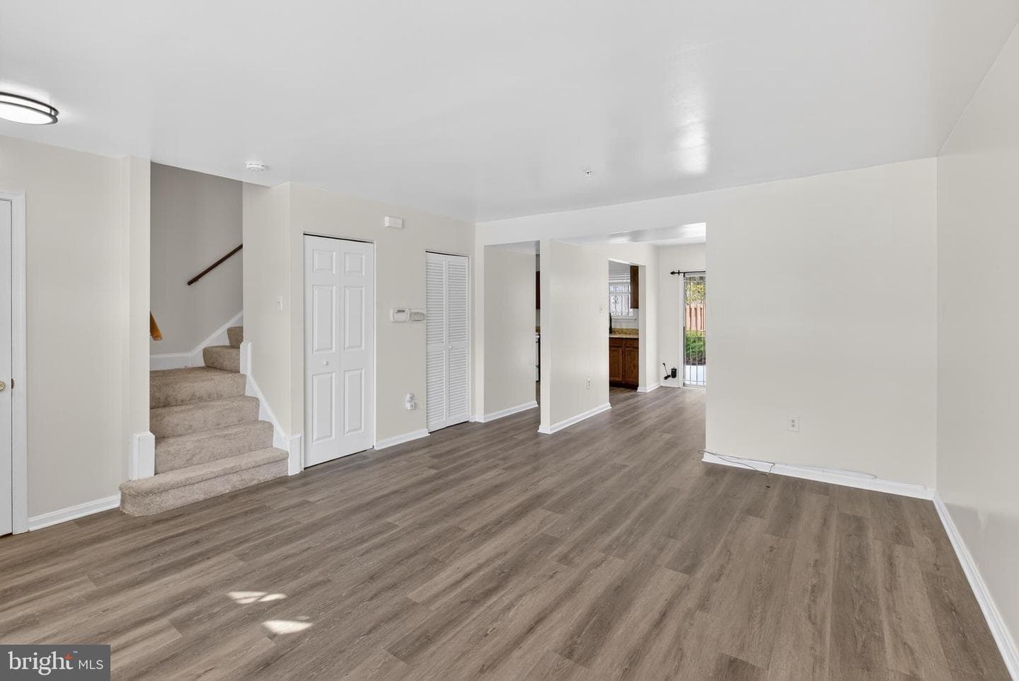 5707 Falkland Place photo 6