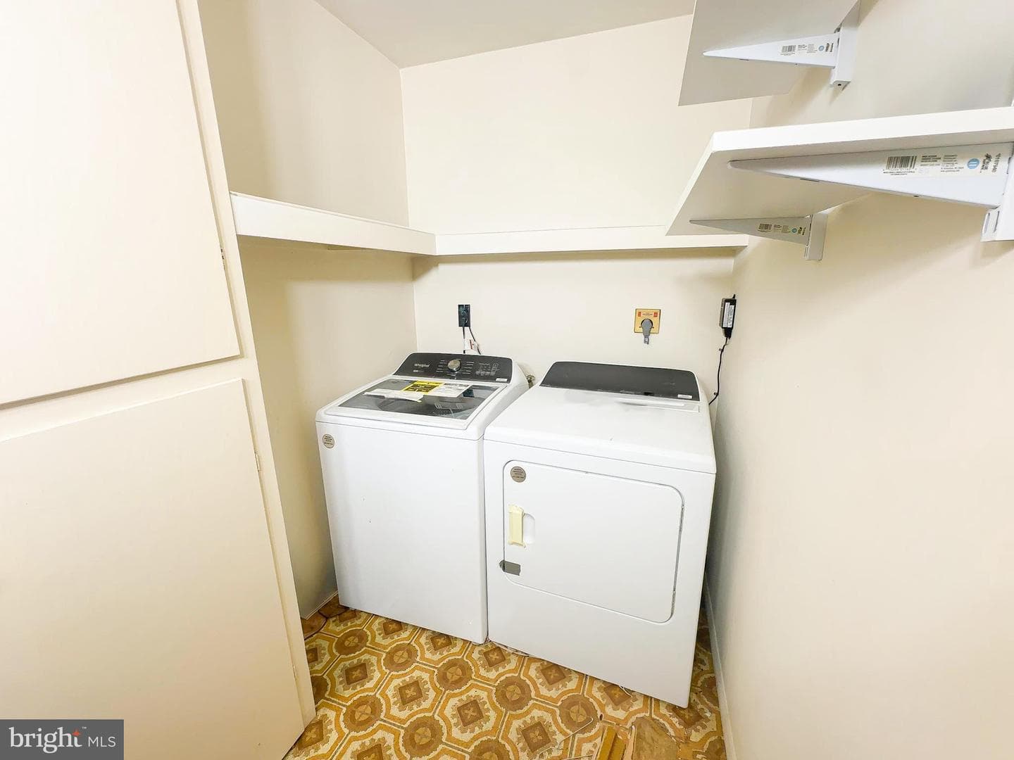 16022 Pond Meadow Lane photo 15