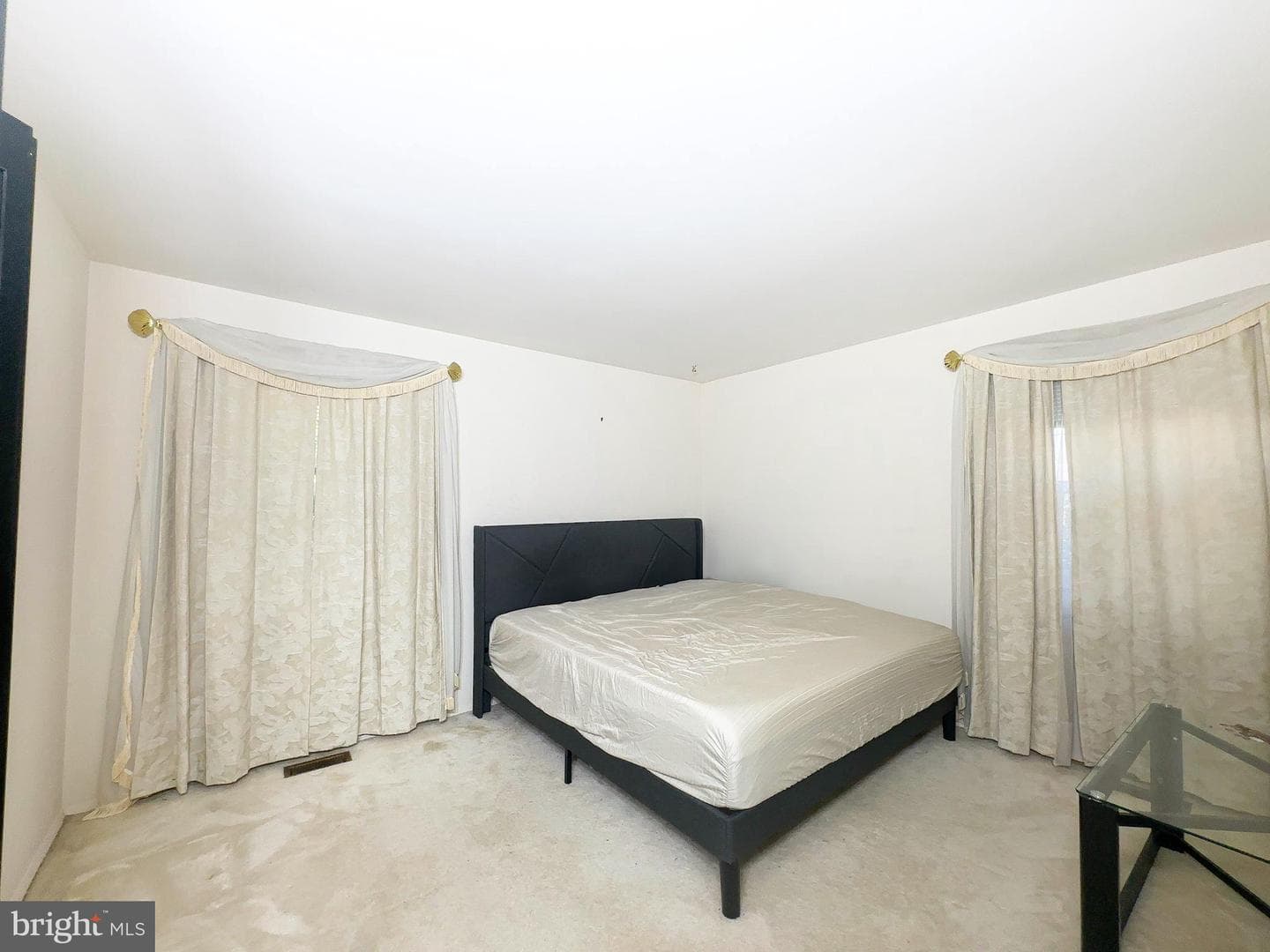 16022 Pond Meadow Lane photo 20