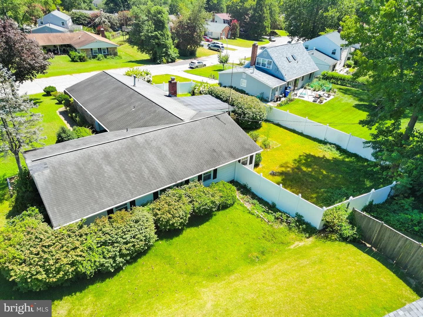 16022 Pond Meadow Lane photo 25