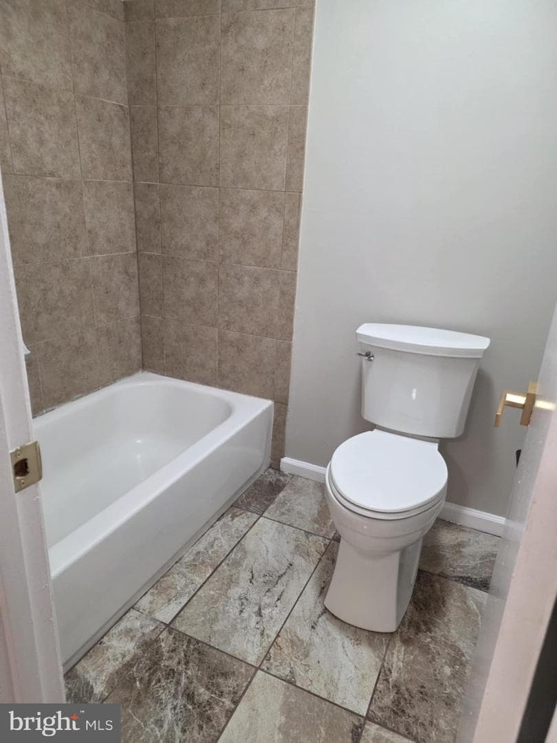 10204 Pine Meadows Lane photo 23