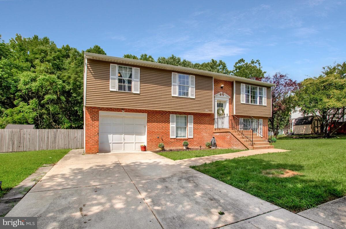 12605 Thrush Place photo 3