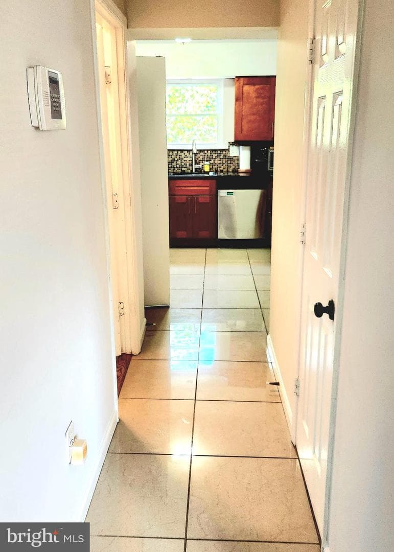 1843 Ryderwood Court photo 6
