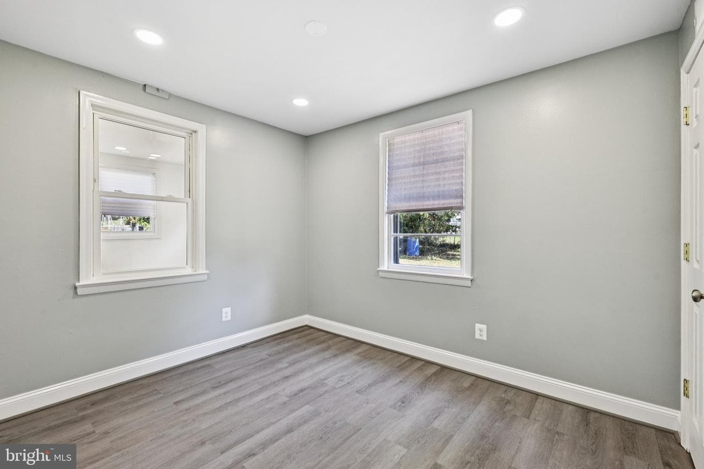 1528 Ruston Avenue photo 9