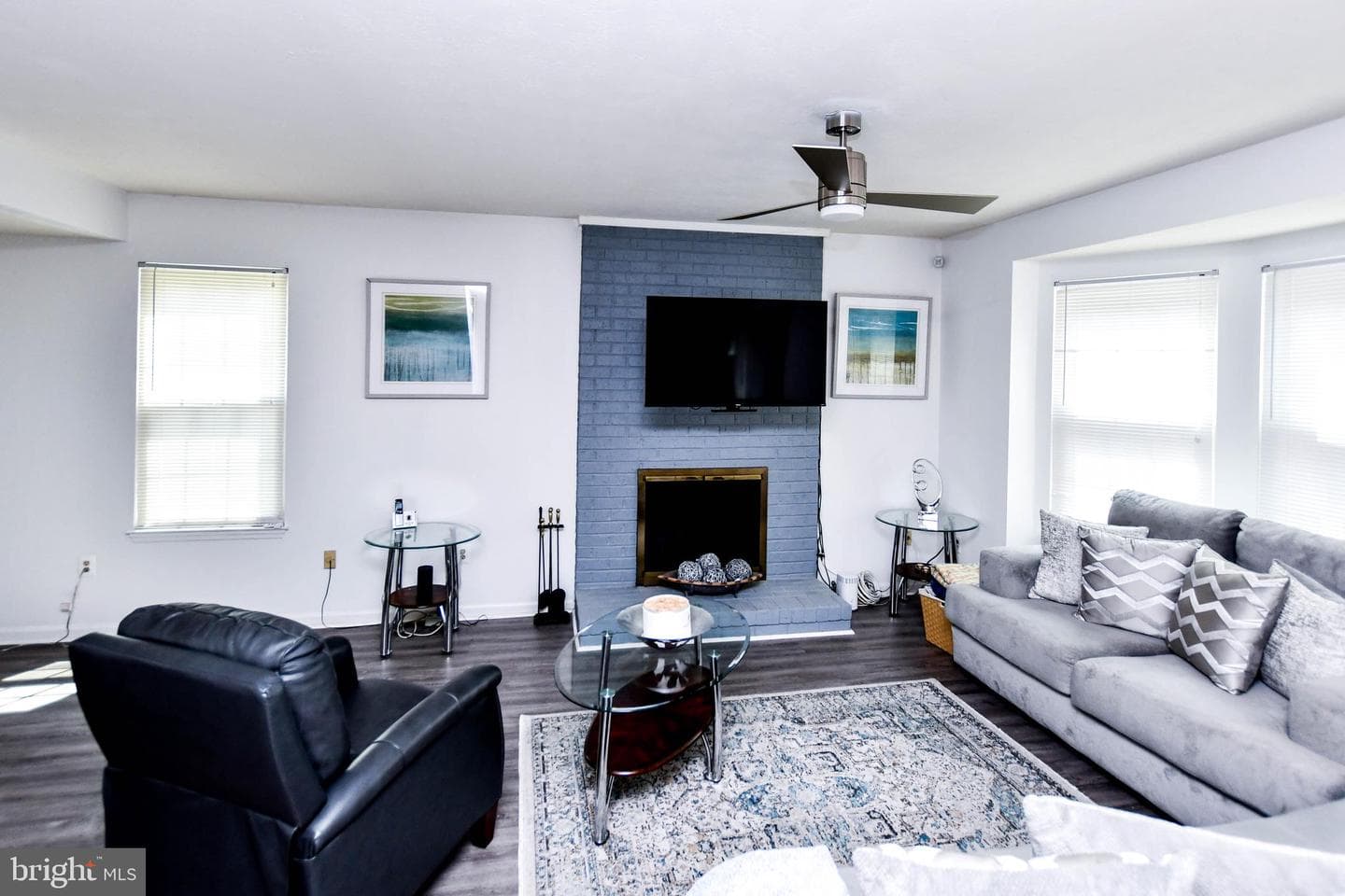 1414 Fairlakes Place photo 14