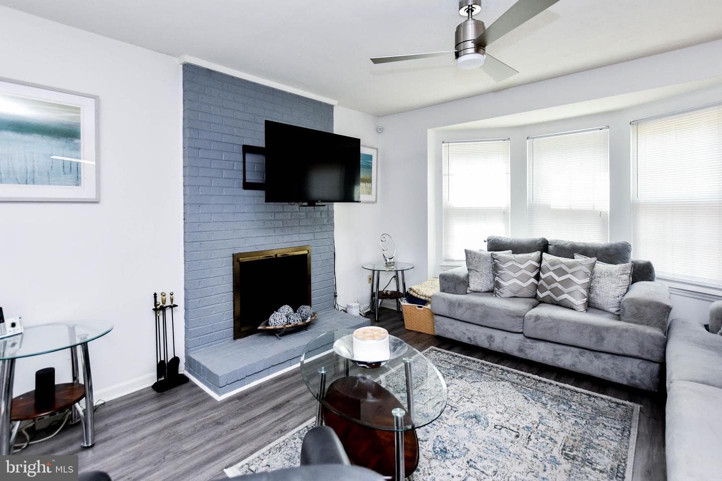 1414 Fairlakes Place photo 17