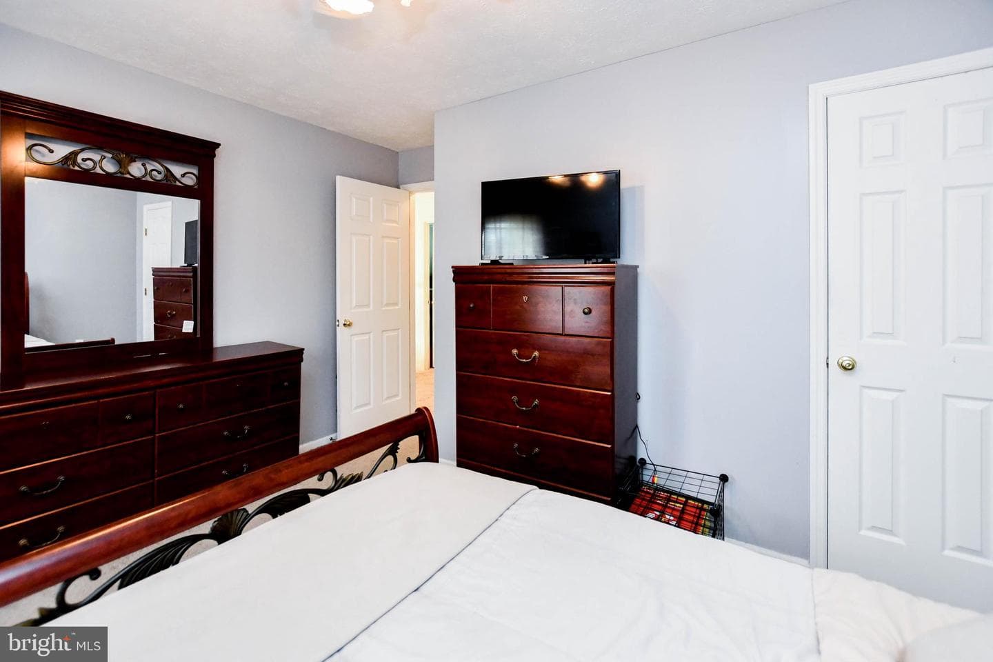 1414 Fairlakes Place photo 34