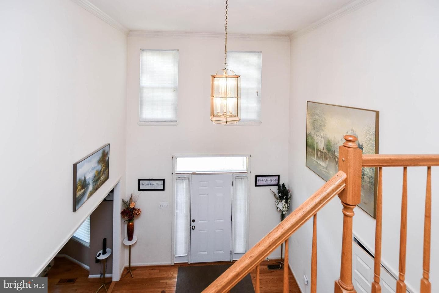 1414 Fairlakes Place photo 6