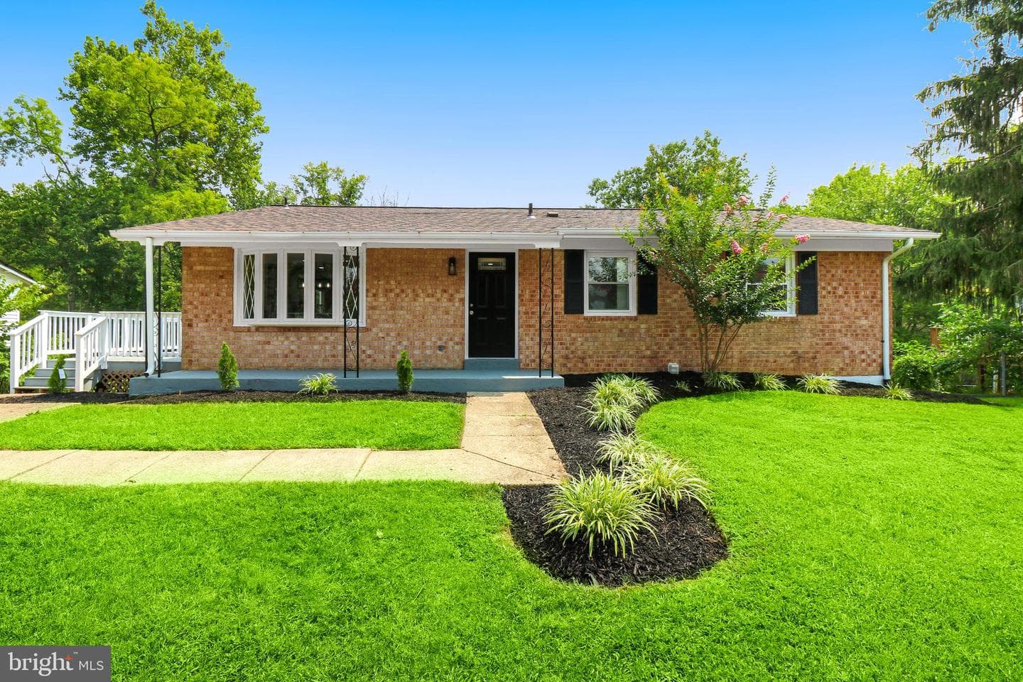 3311 Michele Lane photo 1