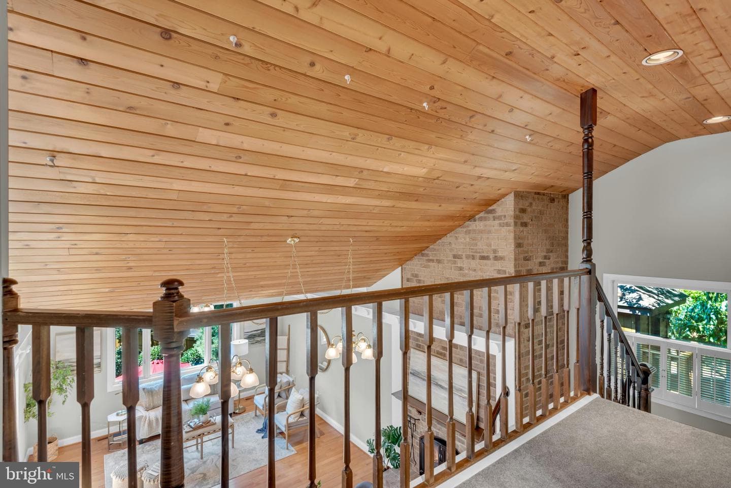 8200 Potomac Avenue photo 46