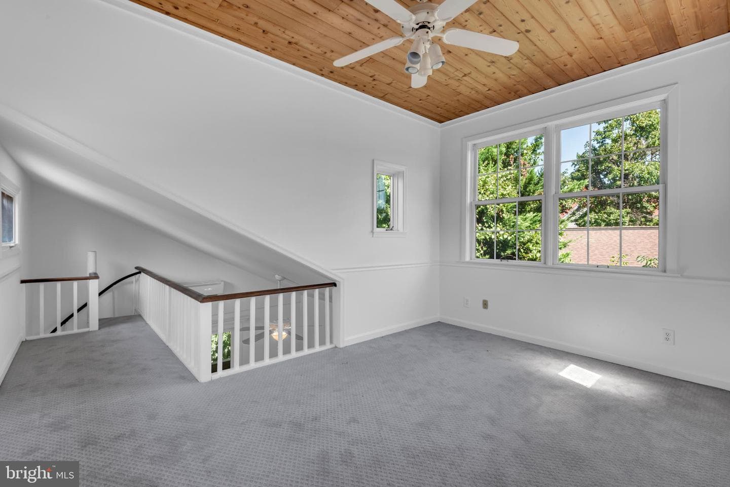 8200 Potomac Avenue photo 49