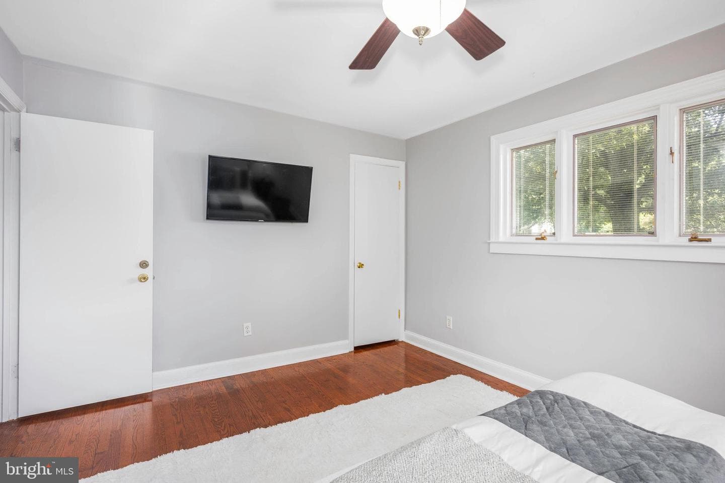 11022 Cherry Hill Road photo 25