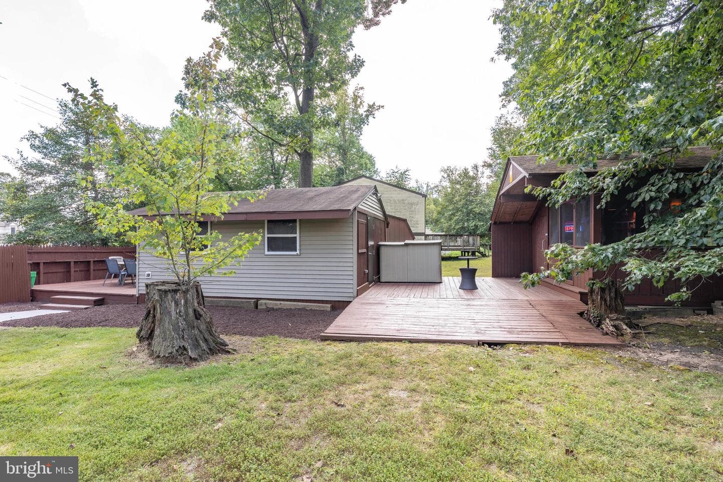 11022 Cherry Hill Road photo 32