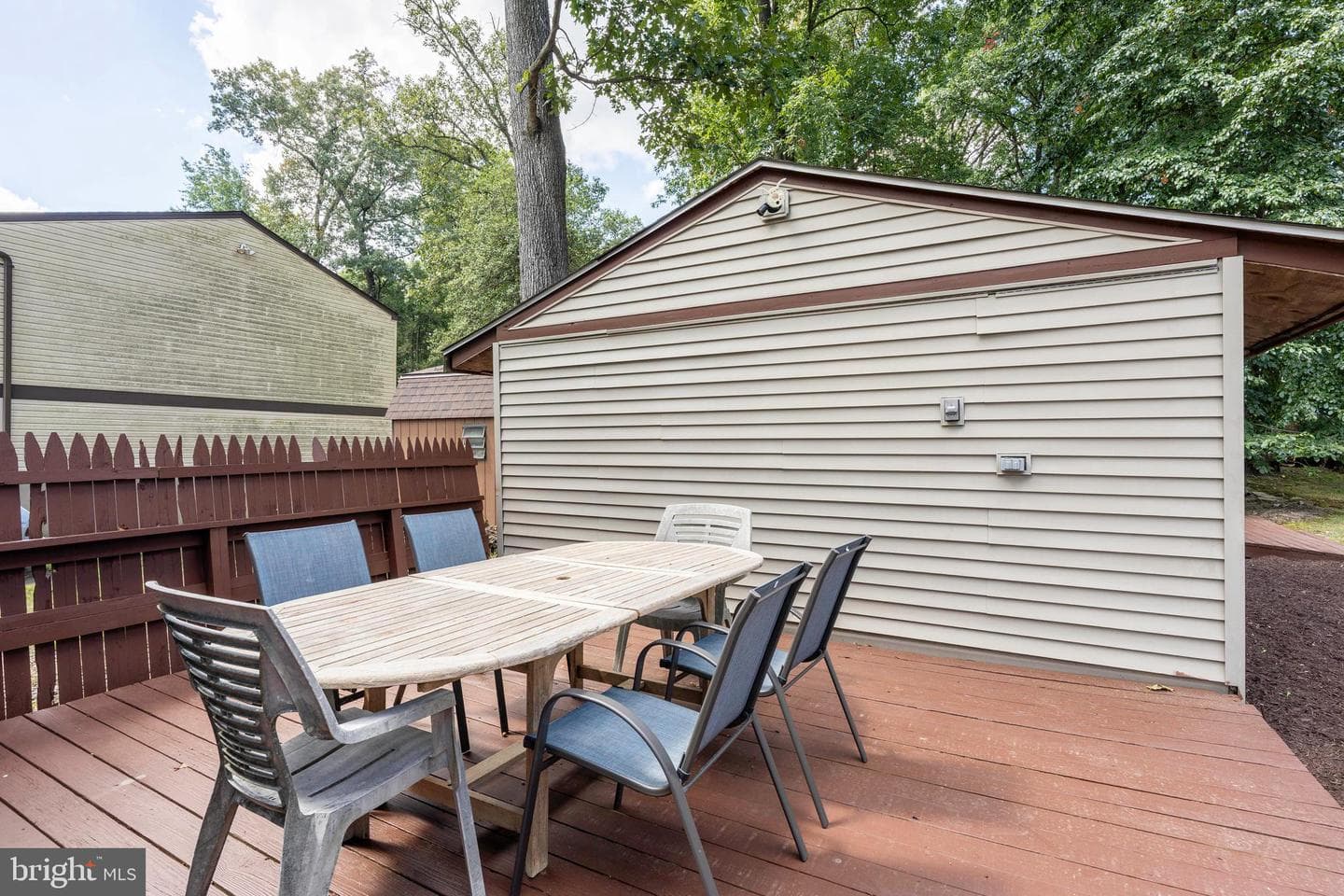 11022 Cherry Hill Road photo 39