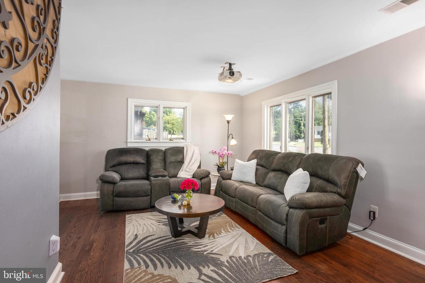 11022 Cherry Hill Road photo 5