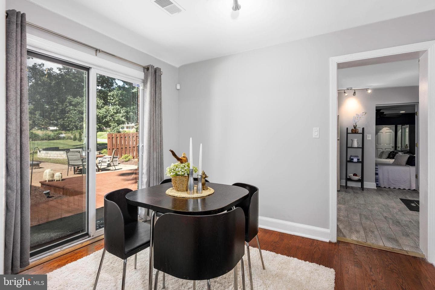 11022 Cherry Hill Road photo 9
