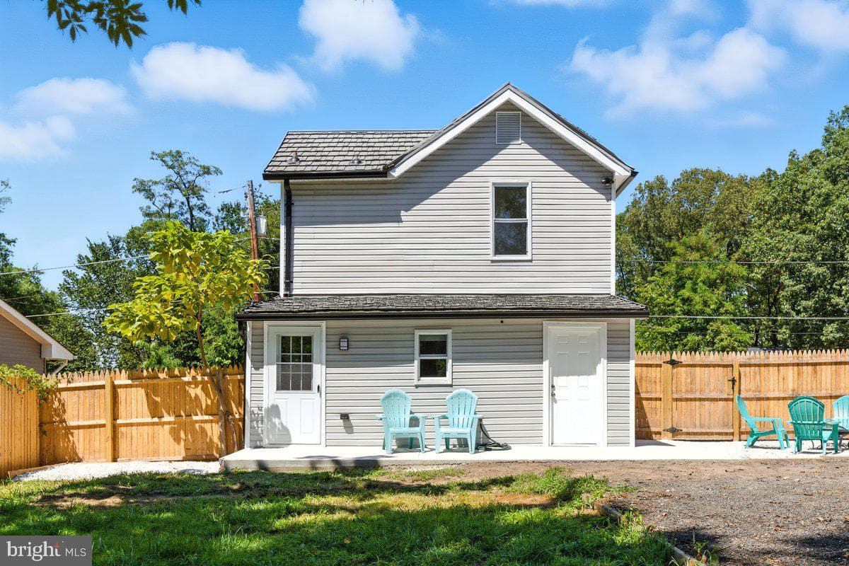 5811 Dade Street photo 27