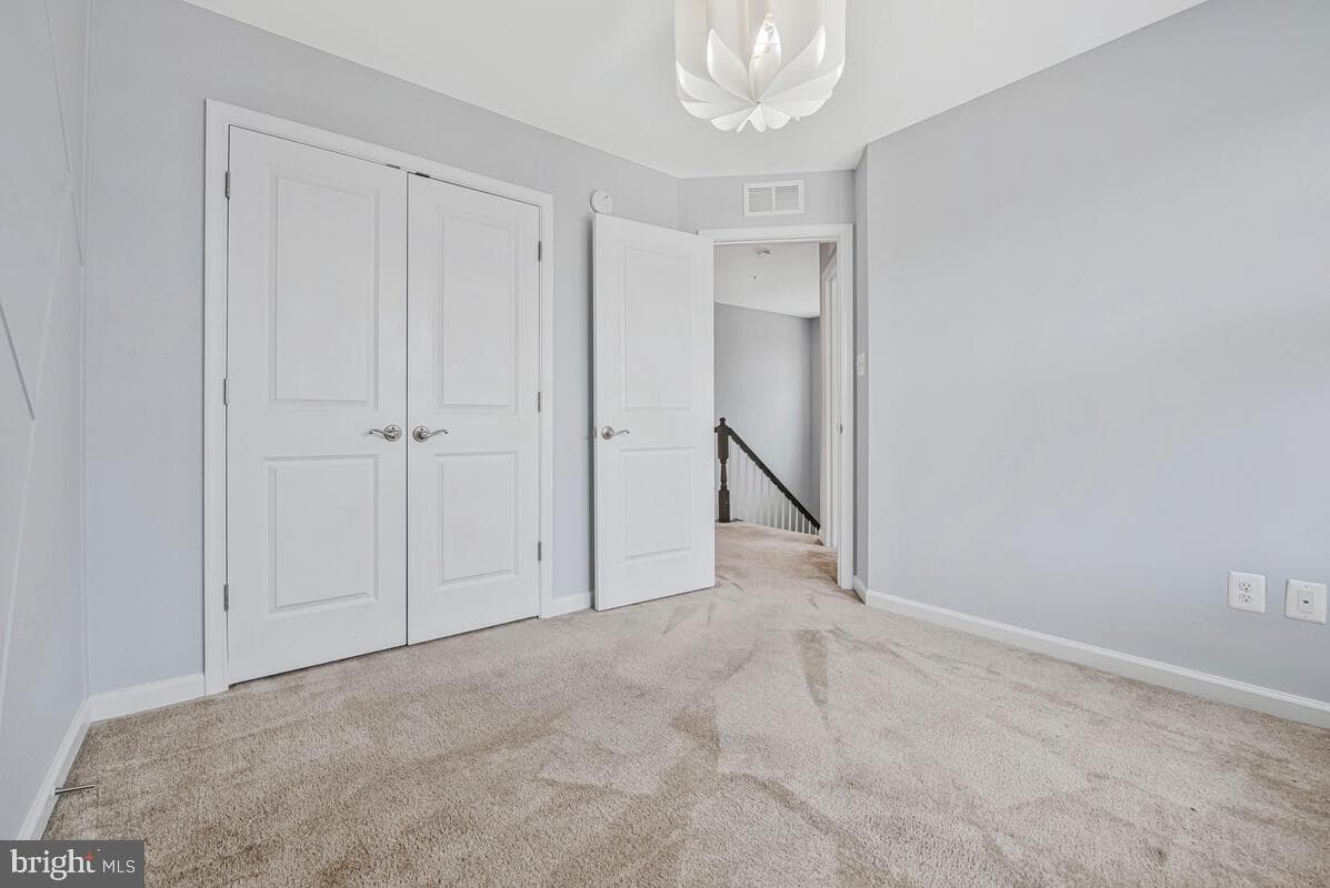 6915 Stansbury Lane photo 25