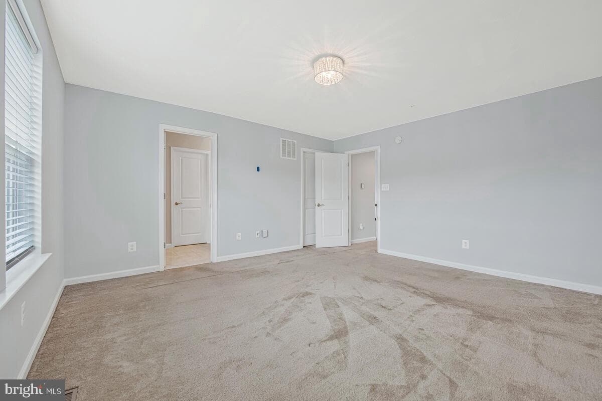 6915 Stansbury Lane photo 28