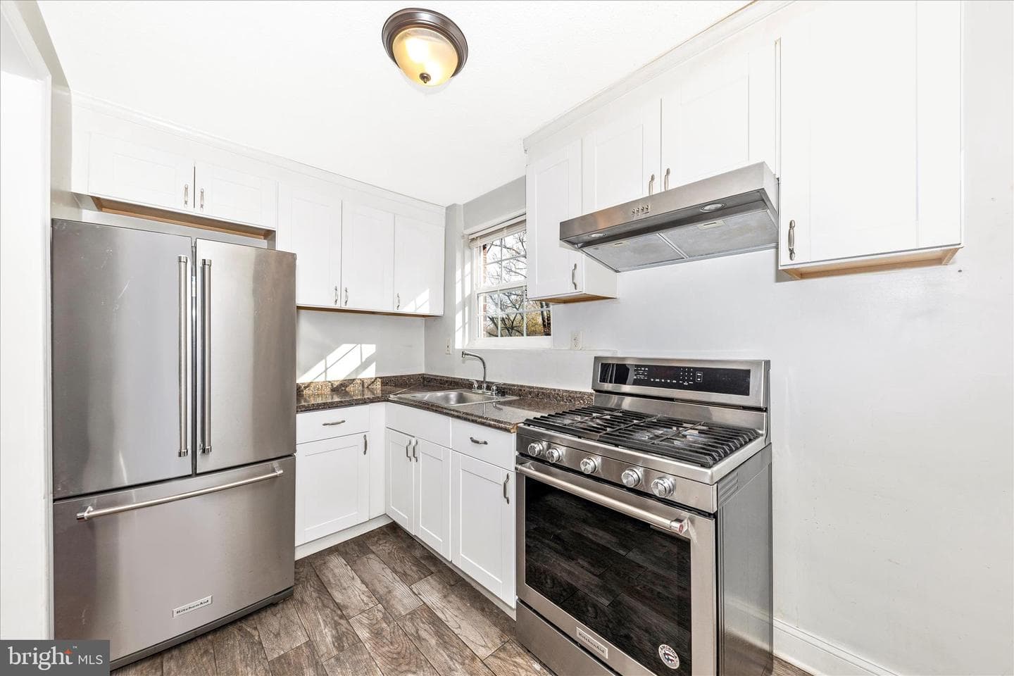 8109 Riggs Road photo 11