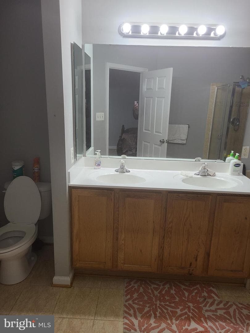 6606 Landing Way photo 22
