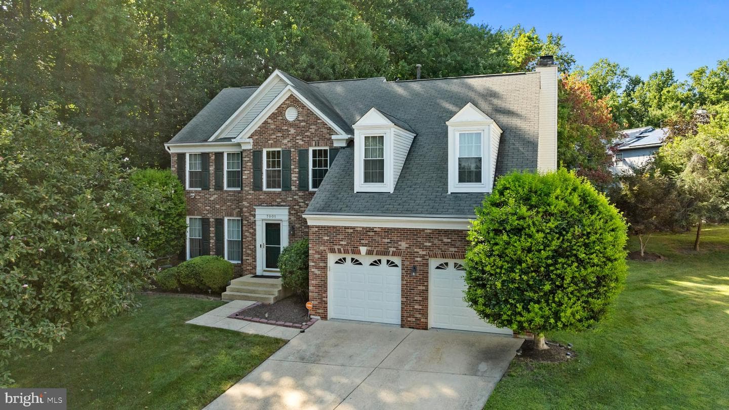 7001 Chain Fern Court photo 3