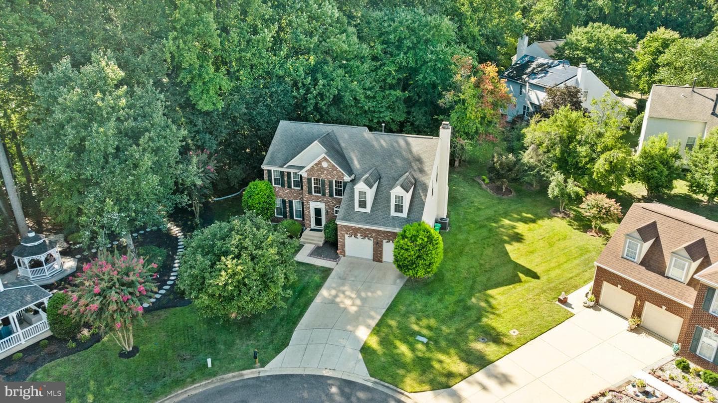 7001 Chain Fern Court photo 4