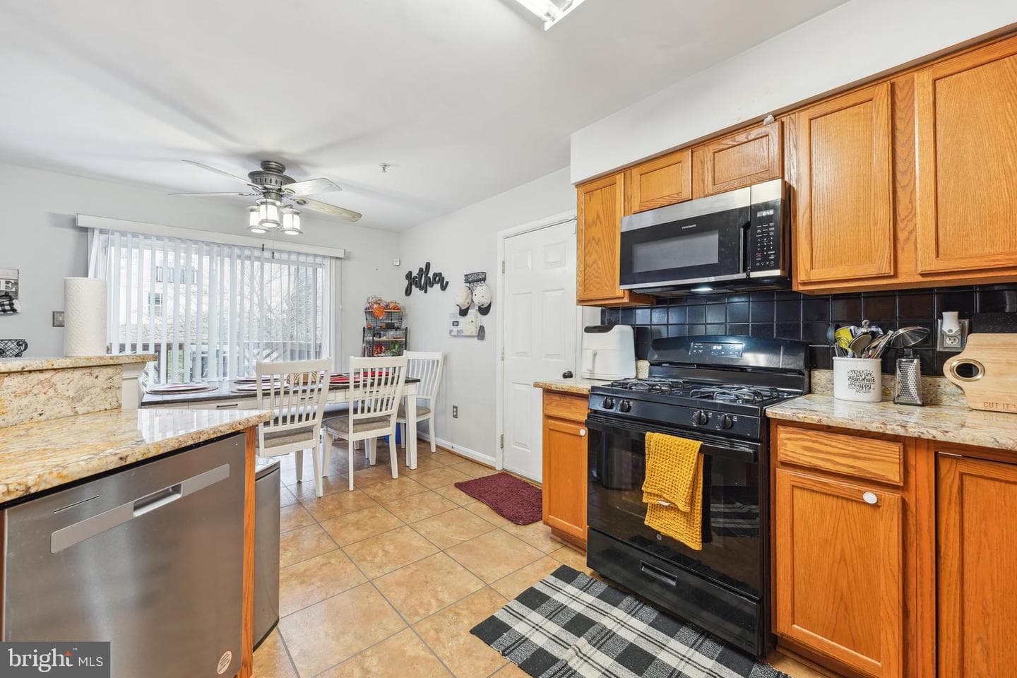 12805 Jervis Street photo 12