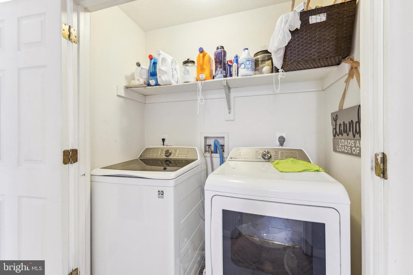 12805 Jervis Street photo 32