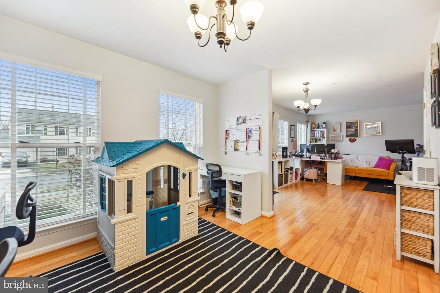 12805 Jervis Street photo 9