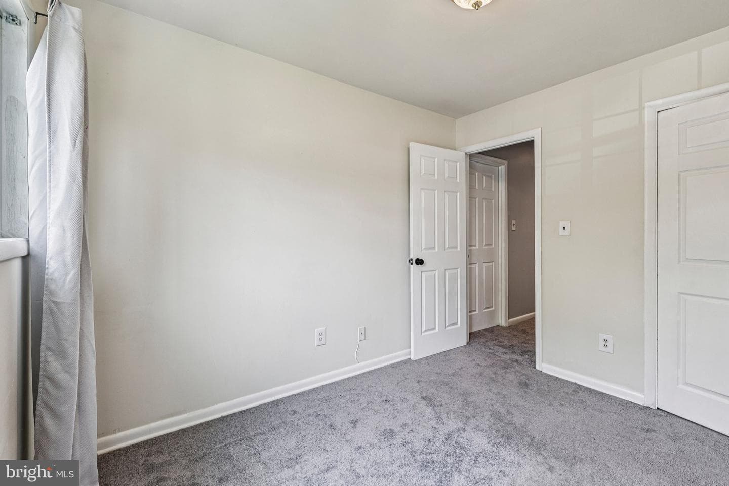 6602 Cipriano Road photo 22
