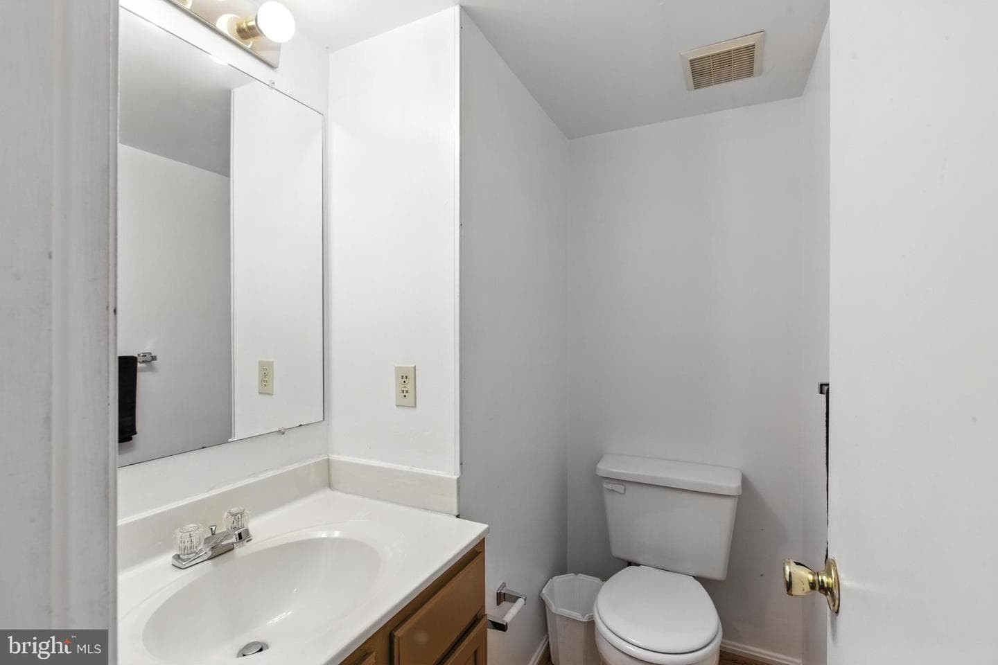 12212 Kings Arrow Street photo 6