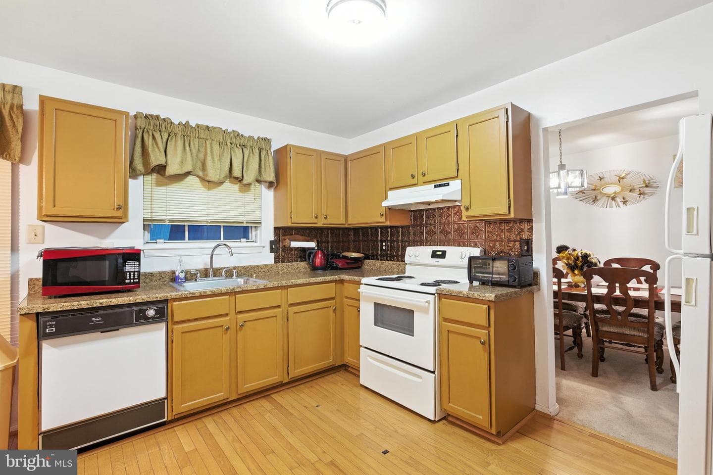 12212 Kings Arrow Street photo 8