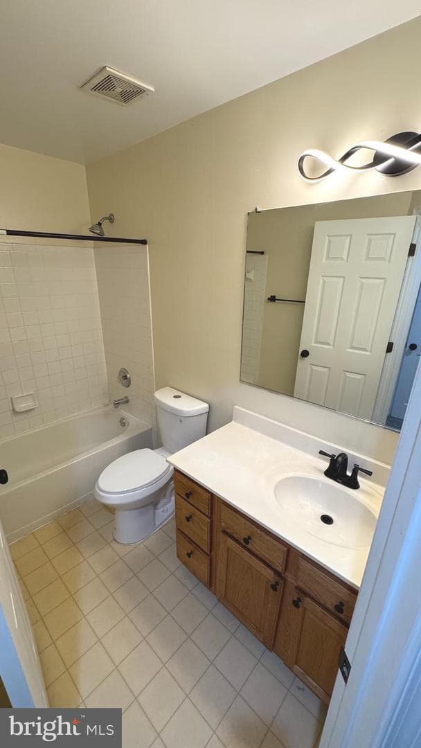 12606 Marlton Center Drive photo 10