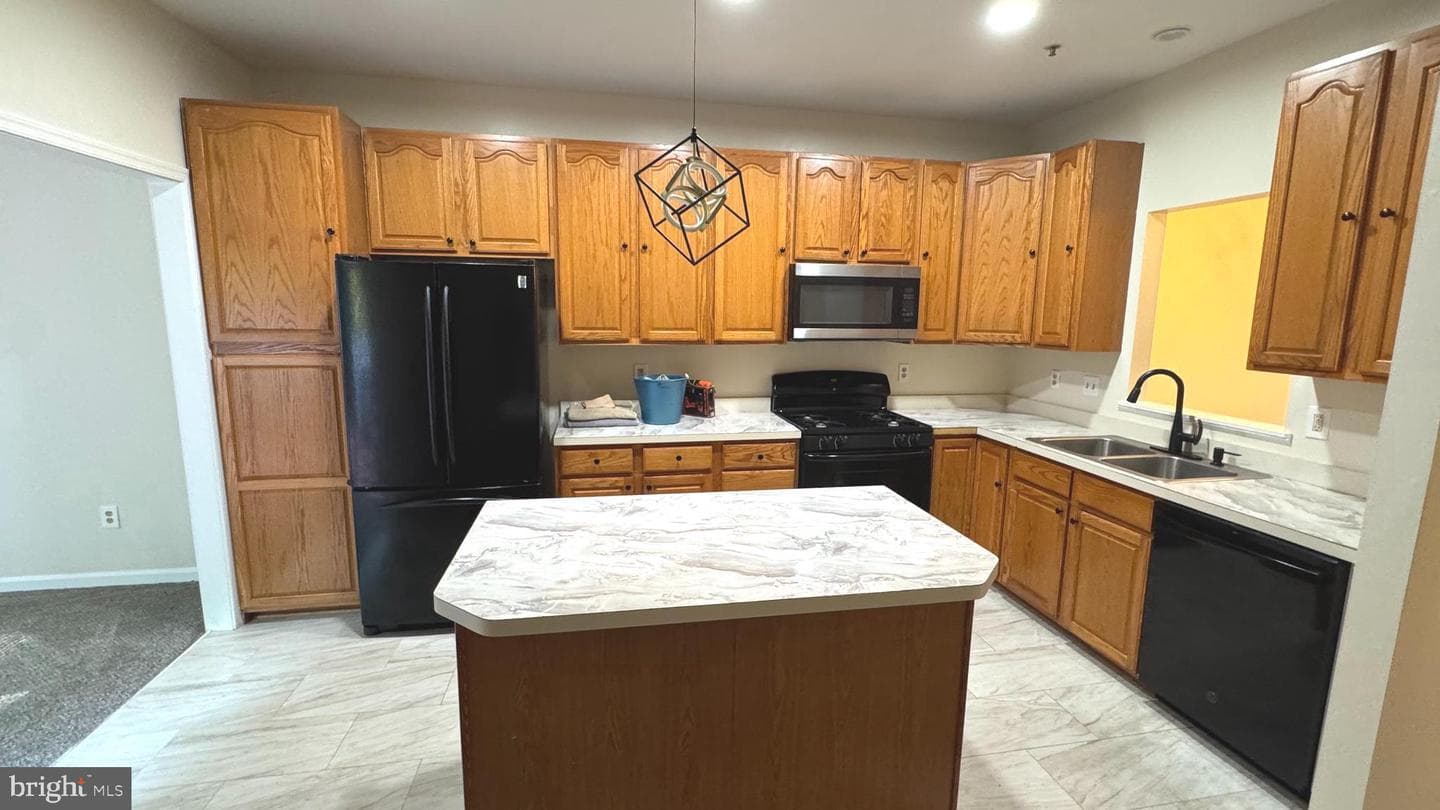 12606 Marlton Center Drive photo 4
