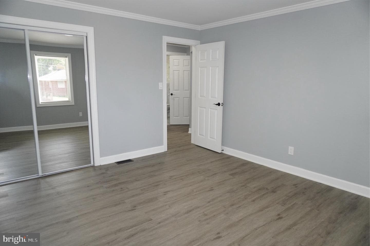 6516 Adak Street photo 12