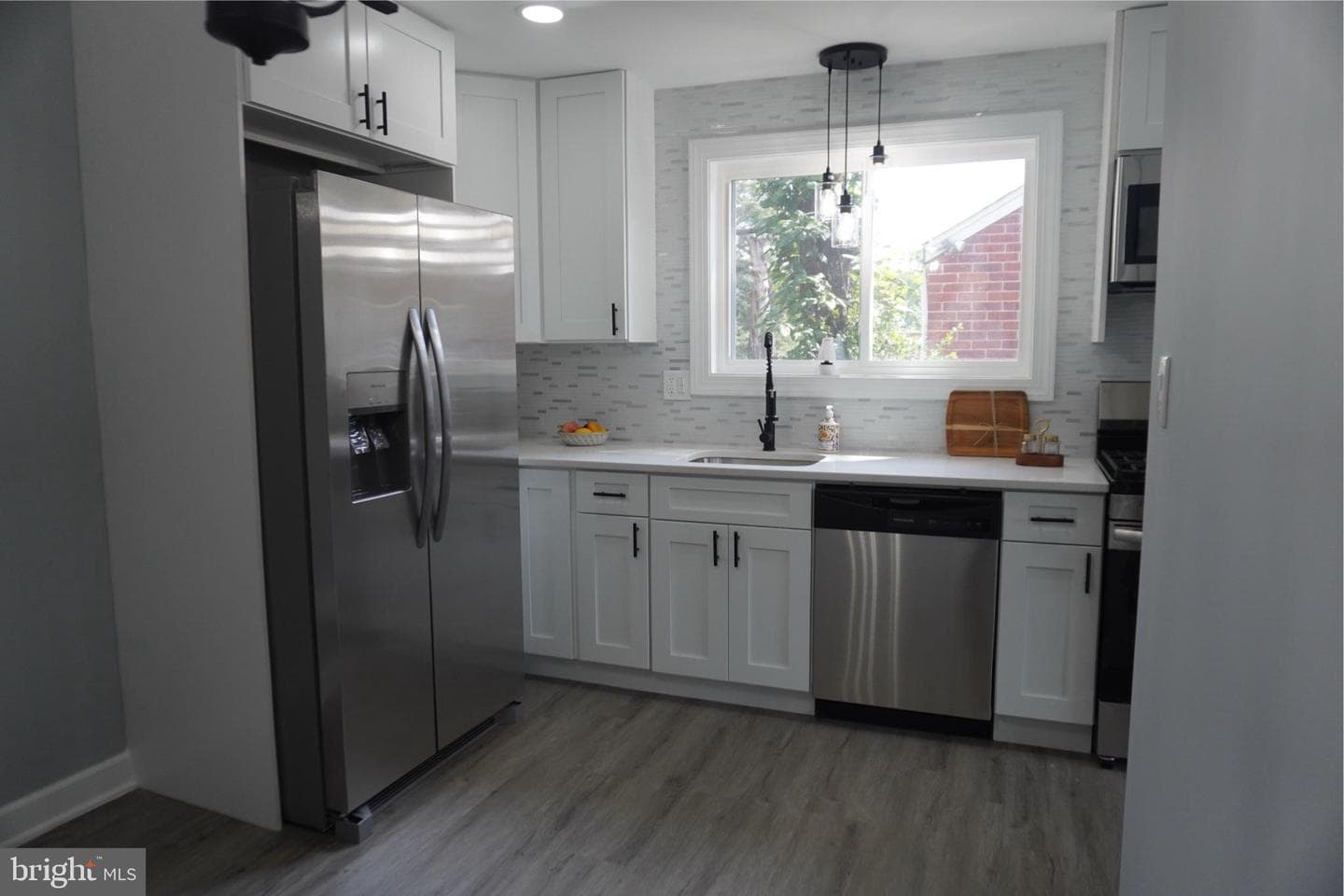 6516 Adak Street photo 8