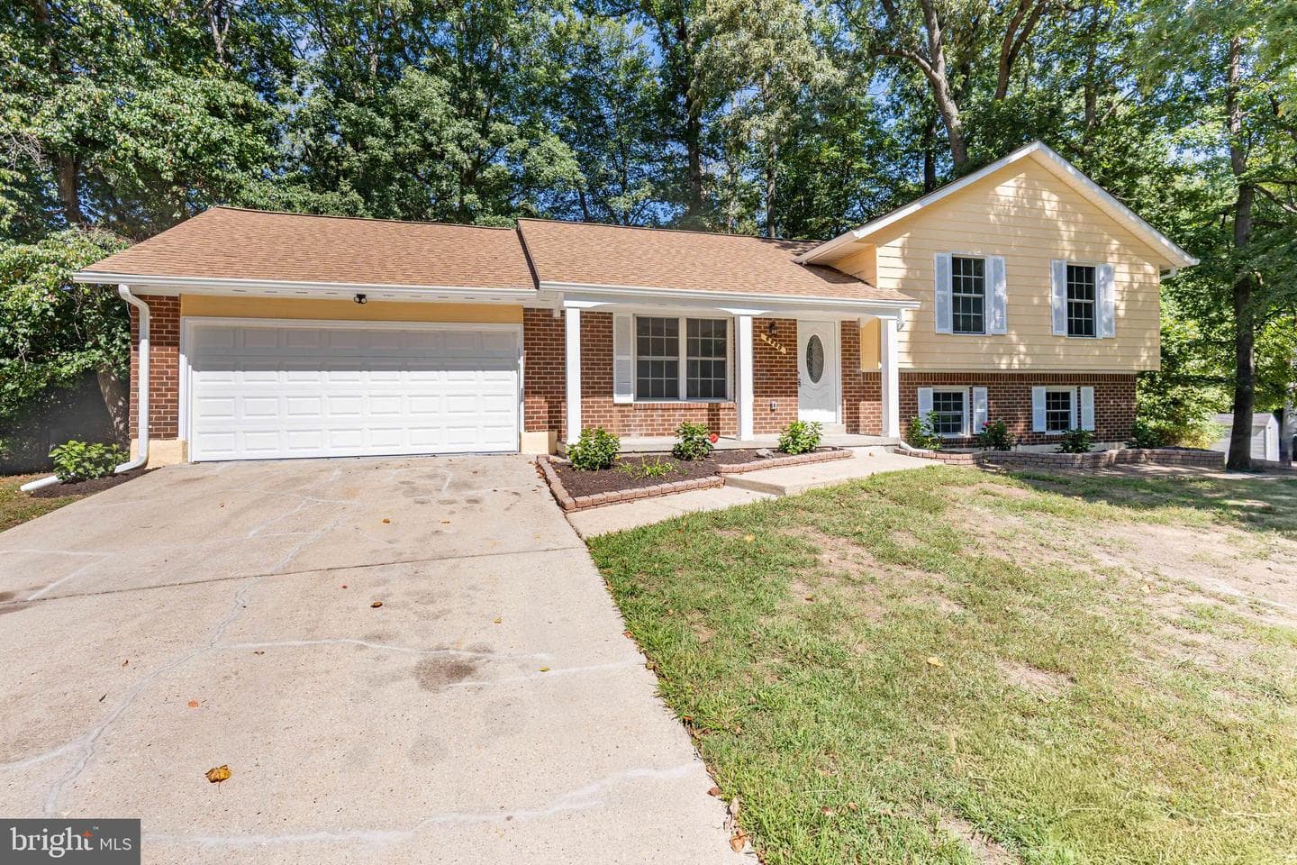 9900 Quiet Glen Court photo 3