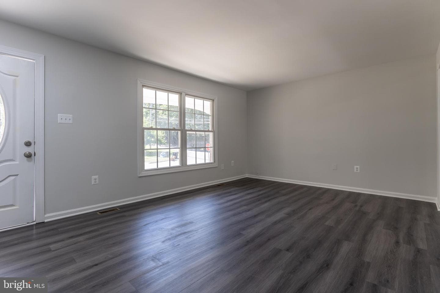 9900 Quiet Glen Court photo 5