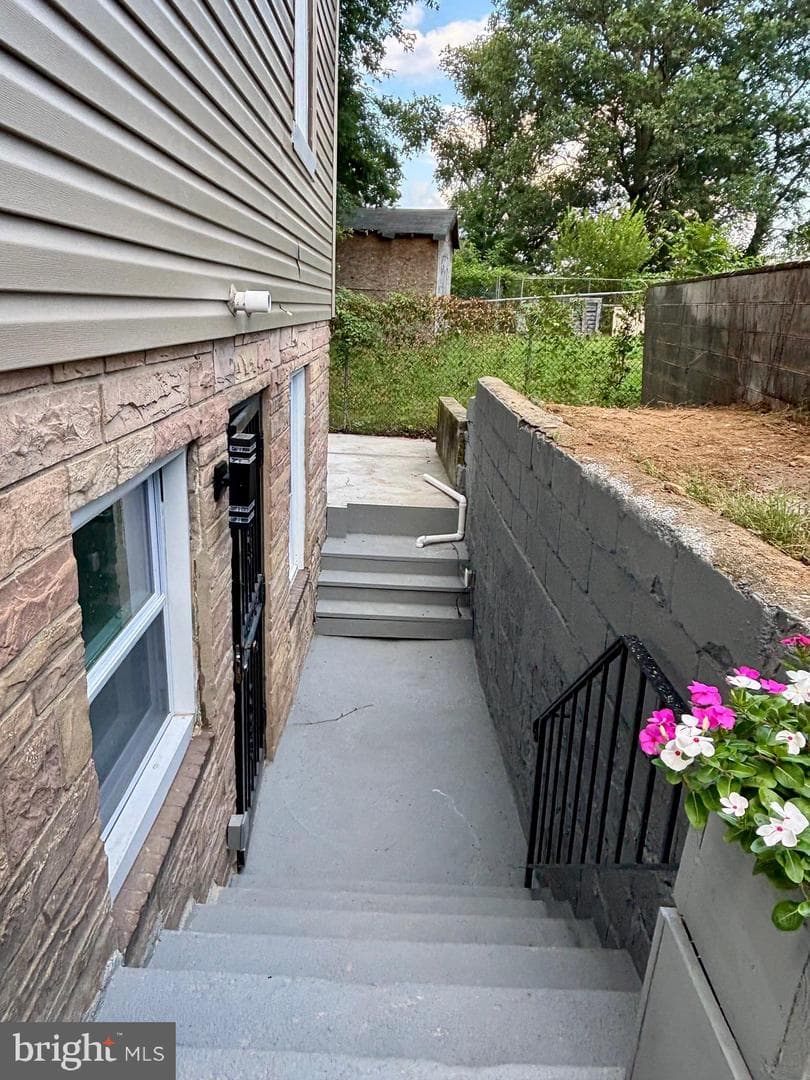 1922 Campbell Drive photo 40
